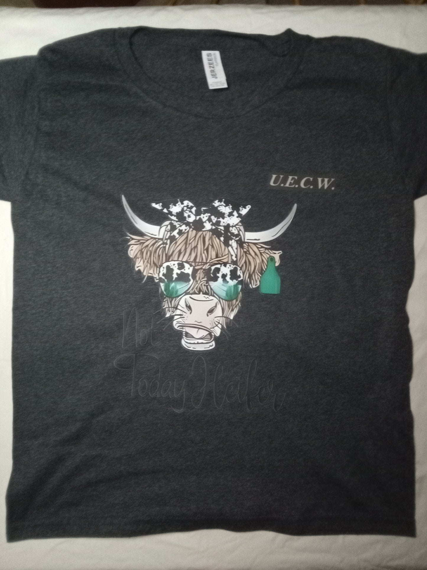 UECW👑 MERCH XS YOUTH T-SHIRTS