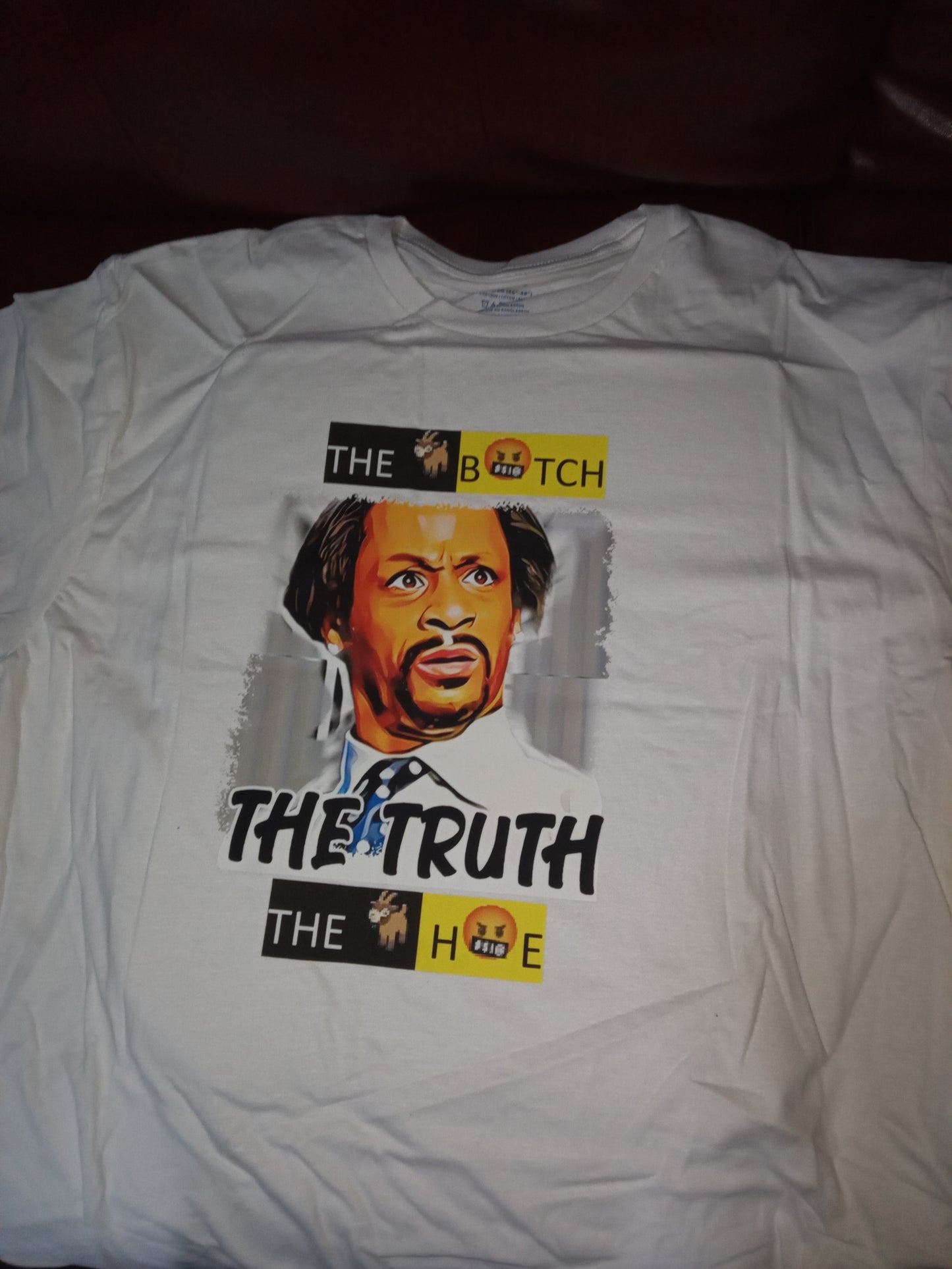 T.Y.G. MERCH🎙️                 The🐐B🤬TCH(XL) T-Shirts