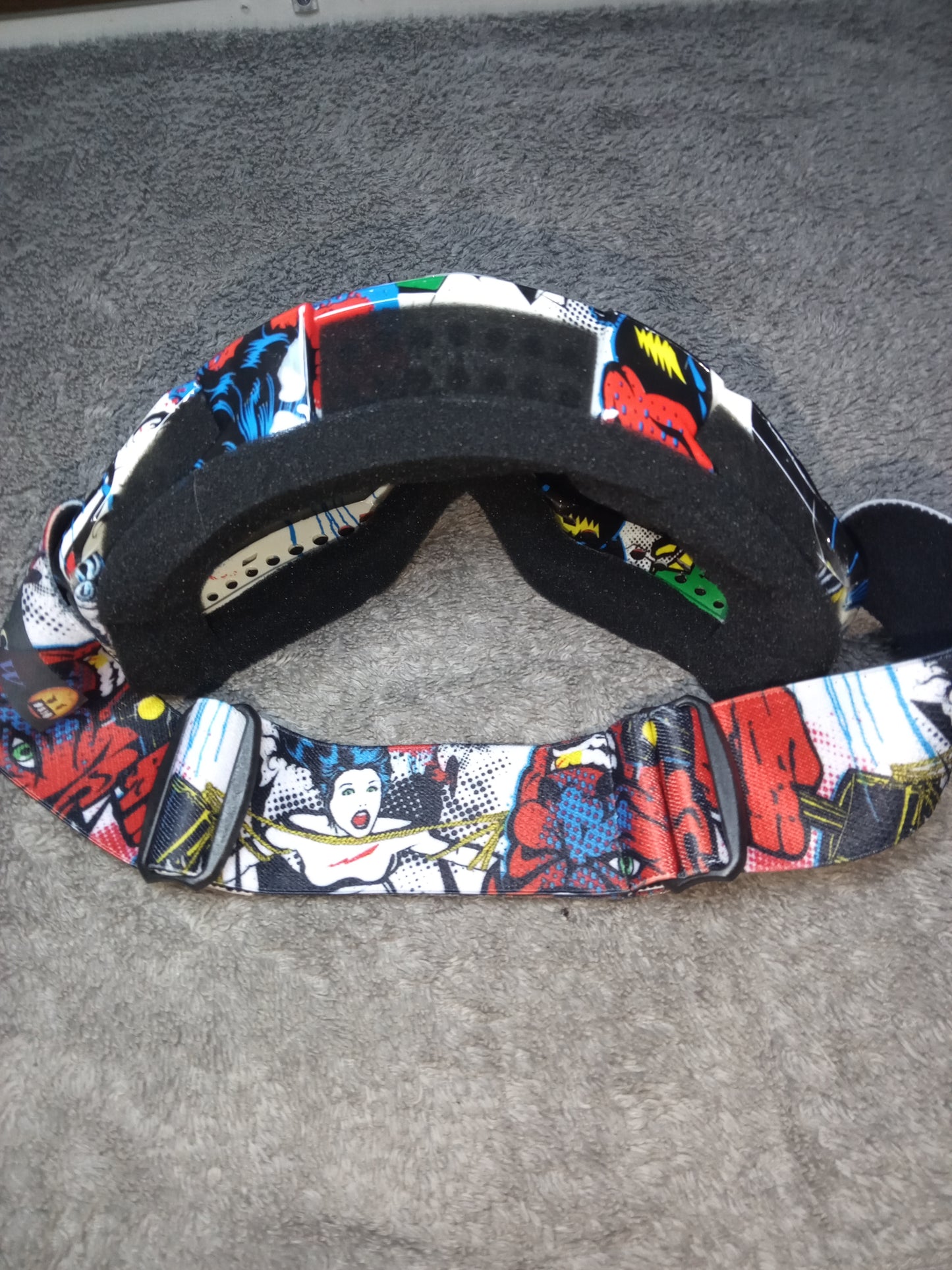 UECW👑 STREET SKI GOGGLES 🥽