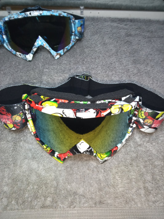 UECW👑 STREET GOGGLES 🥽