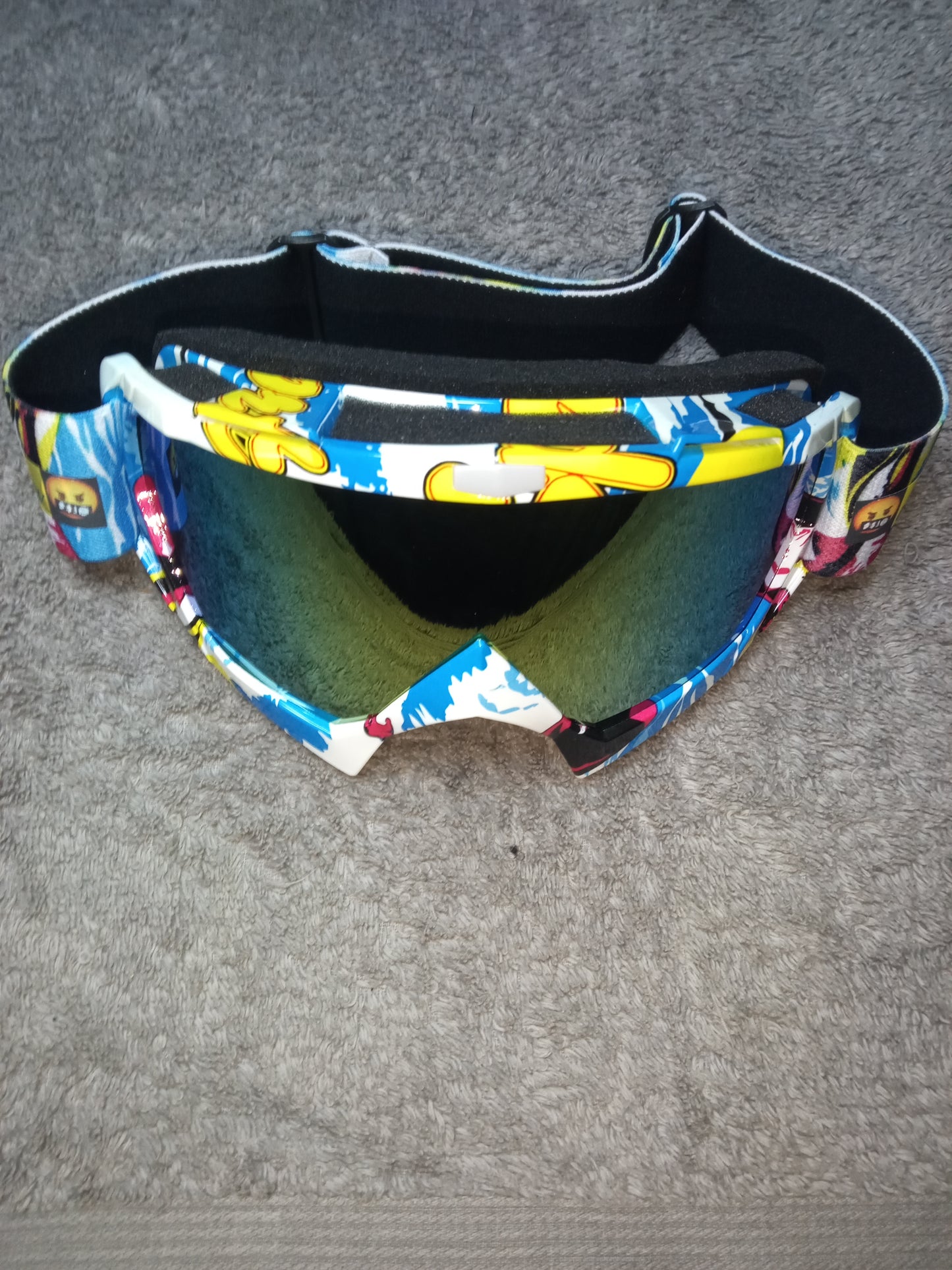 UECW👑 STREET SKI GOGGLES 🥽