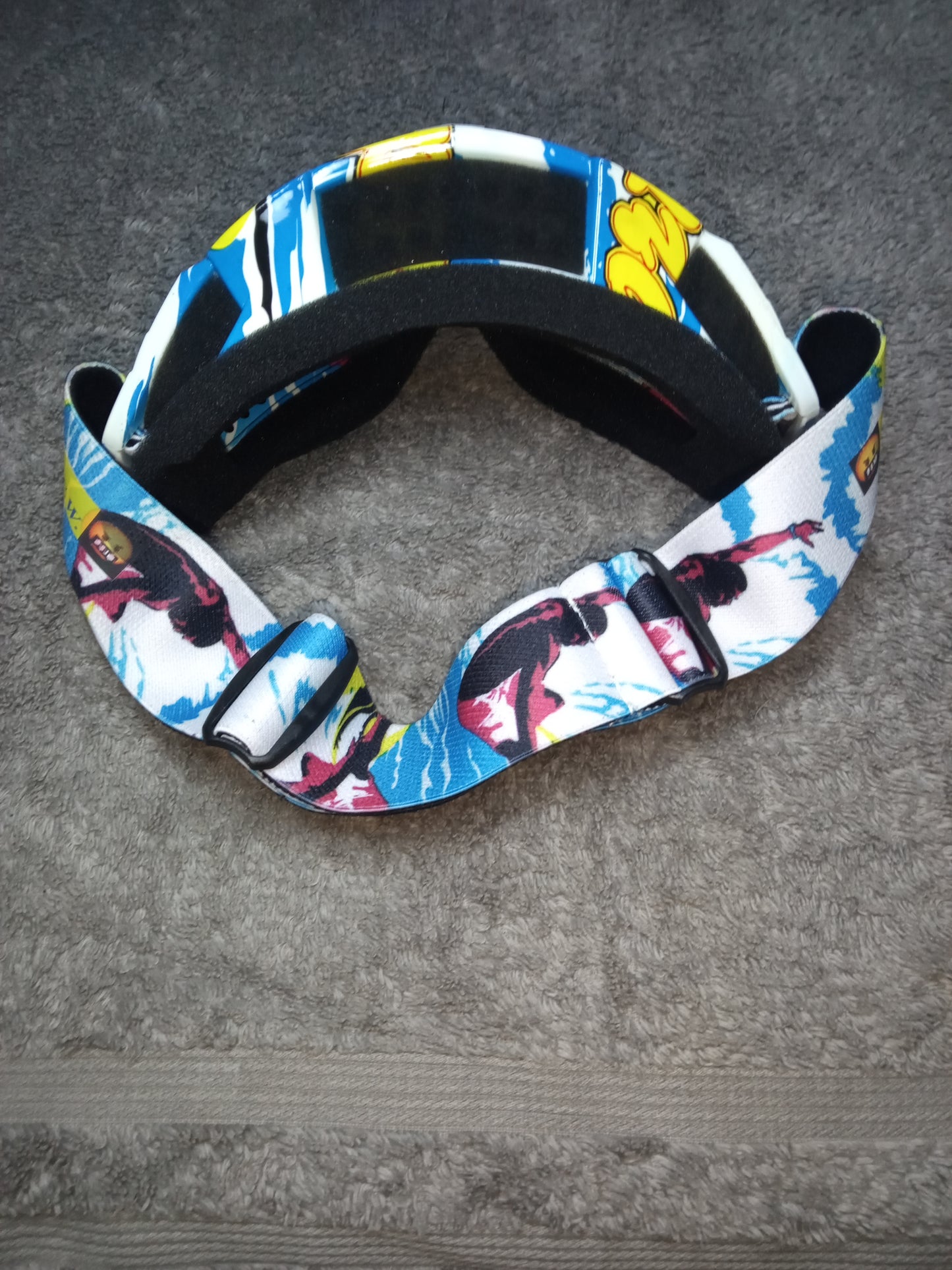 UECW👑 STREET SKI GOGGLES 🥽