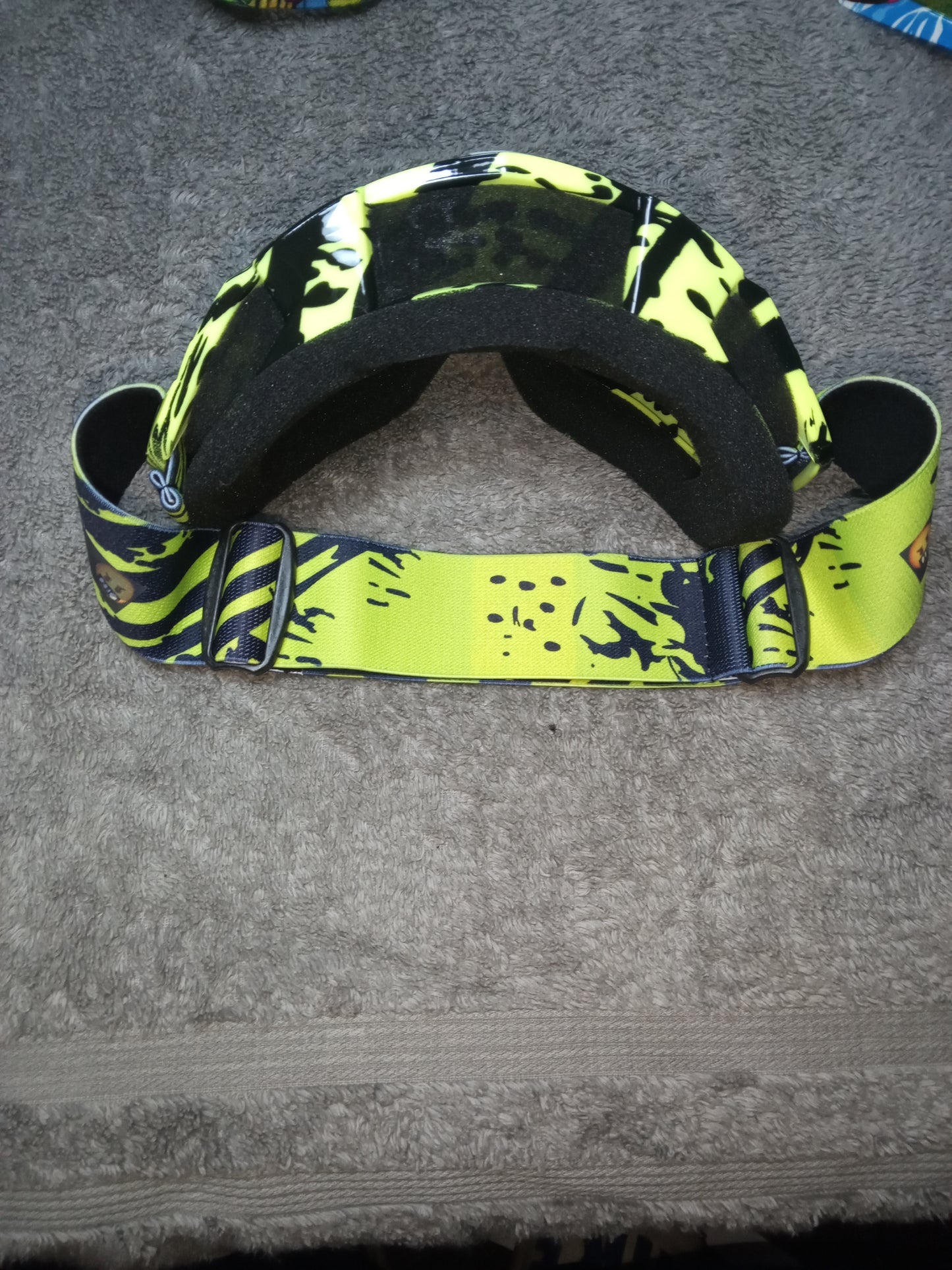 UECW👑 STREET SKI GOGGLES 🥽