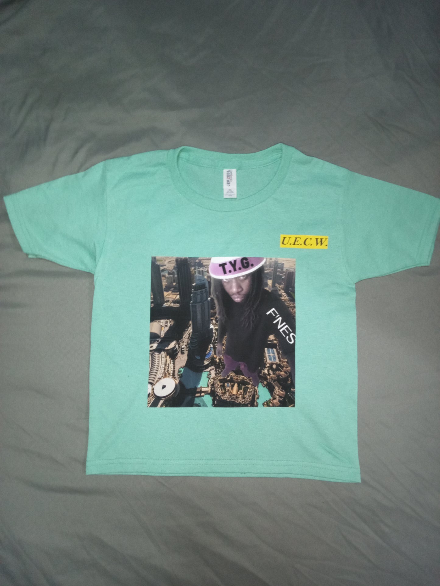 UECW MERCH XS YOUTH T-SHIRTS